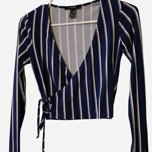 Forever-21 Women's Blue and Navy Shirt